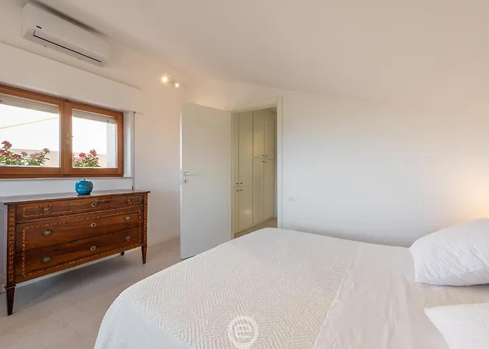 Panoramic Seaview Apartment