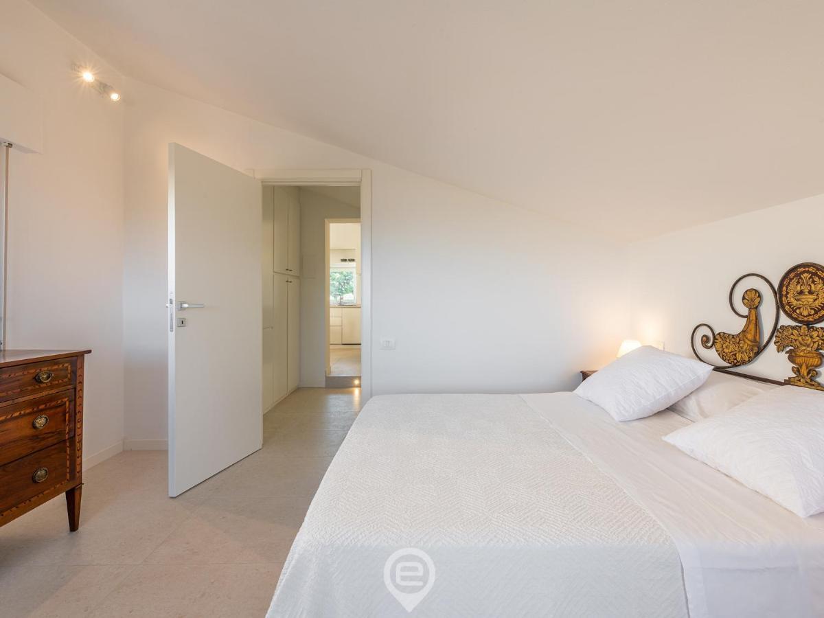 Panoramic Seaview Apartment Su Forti